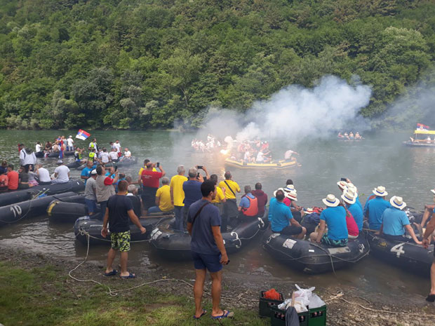 Спуст пун чаролија (ФОТО)
